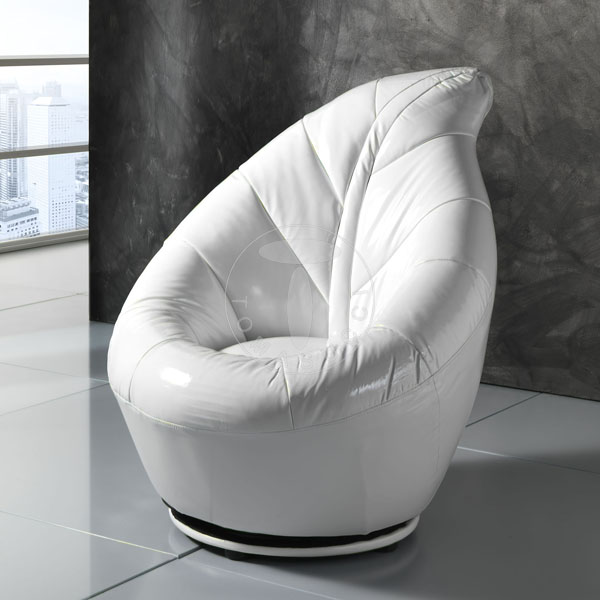 Белое кресло 